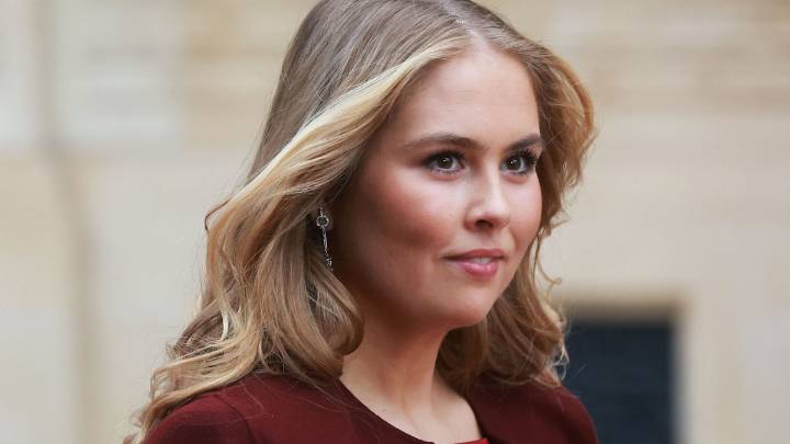 Princess Catharina-Amalia's feathered ballgown pinched from grandmother Queen Beatrix's wardrobe