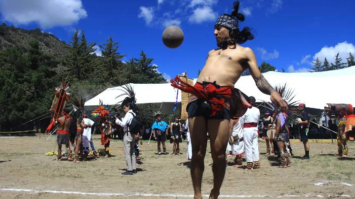 ¿Sabías que el Juego de Pelota Mesoamericano aún se juega en Puebla como en la antigüedad?