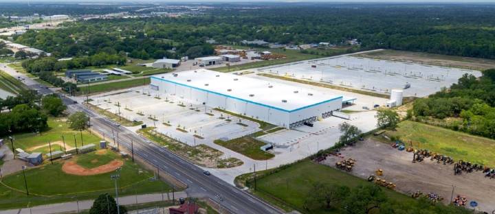 La familia Losantos se refuerza en EE UU como casero logístico de Amazon