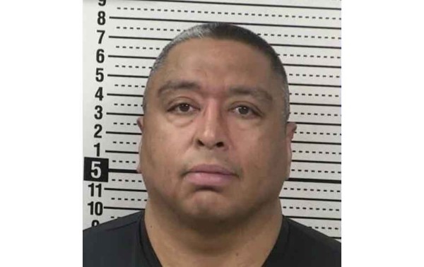 Inicia juicio vs ex policía de Las Cruces por homicidio de mujer