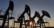 Cómo China obtiene petróleo de Irán en secreto y evita las sanciones de EEUU, según reportes
