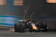 Max Verstappen aims to pressure his F1 title rivals at the Singapore Grand Prix