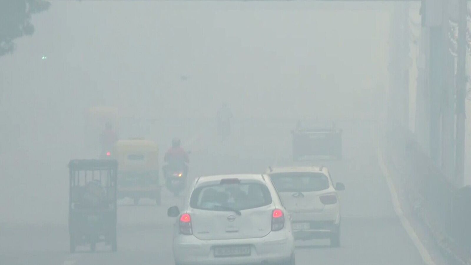 Delhi AQI worsens: Tips to stay safe amid rising air pollution