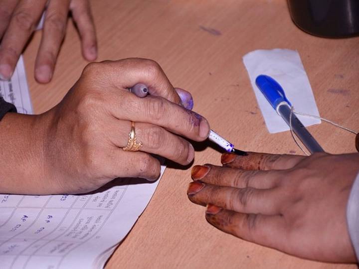 Bihar elections: Mad scramble for INDIA bloc seat deal