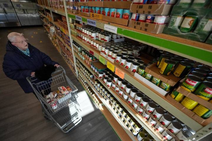 How hunger relief groups say you can help feed your neighbors if the shutdown pauses food aid