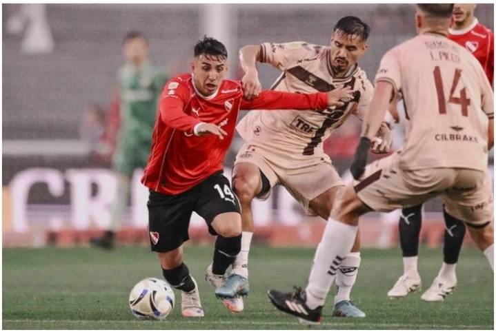 Independiente goleó a Platense y consiguió su primera victoria en el Clausura
