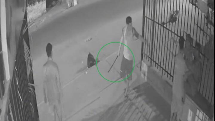 Con machete en mano sujetos siembran temor y asaltan en el jirón Sinchi Roca