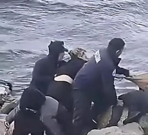 Un menor se arrojó al lago Nahuel Huapi para escapar de un intento de linchamiento