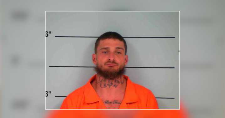 Carlisle man charges after allegedly strangling, assaulting wife