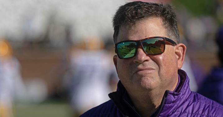 LSU, AD Scott Woodward finalizing separation following Jeff Landry's critical comments