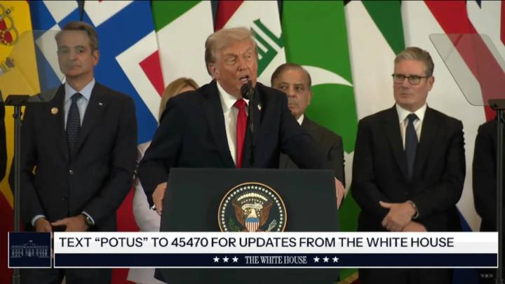 Trump bromea sobre Macron provocando la risa del resto de líderes: "No me puedo creer que hoy estés tan discreto"