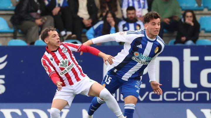 Fernando Estévez ya ha hecho debutar a casi todos sus futbolistas