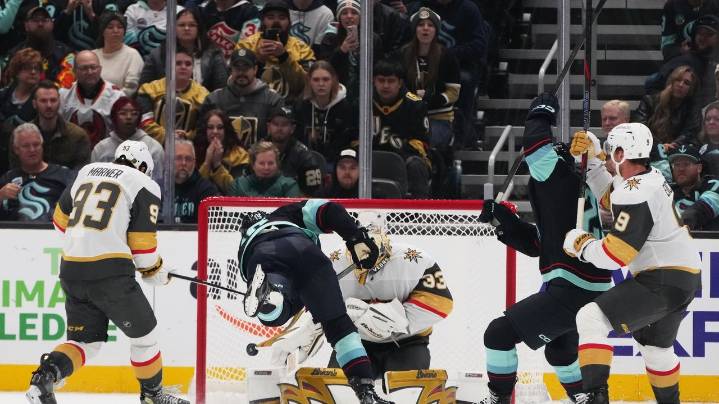 McCann scores with 3.8 seconds left in OT, Kraken beat Golden Knights 2