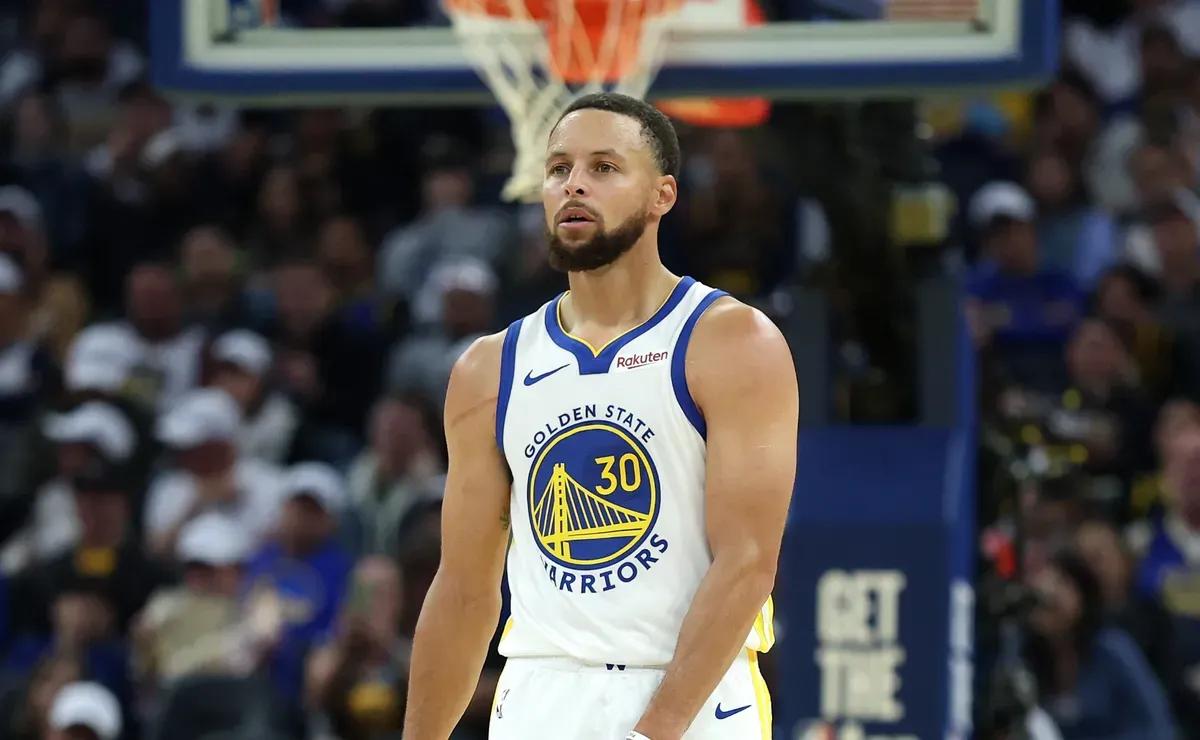 Warriors’ Stephen Curry and Steve Kerr show pride in testing the jumbo lineup in the victory vs Nuggets
