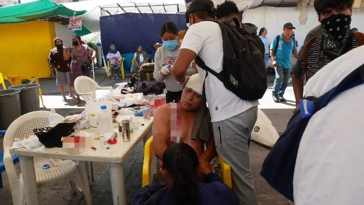 Por represión policial, FNLS amplía indefinidamente su plantón en Morelia