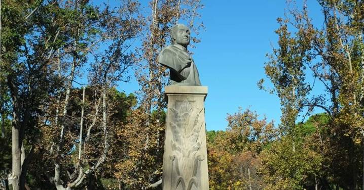 Es el monumento más criticado y peor valorado de Zaragoza: "Que vergüenza maños..."