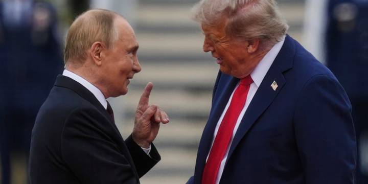 Trump warns Russia he may send Ukraine long-range Tomahawks if Moscow doesn’t settle war soon