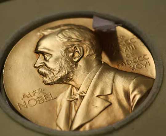 ¿Sabes cómo se elige al ganador del Premio Nobel de Literatura?