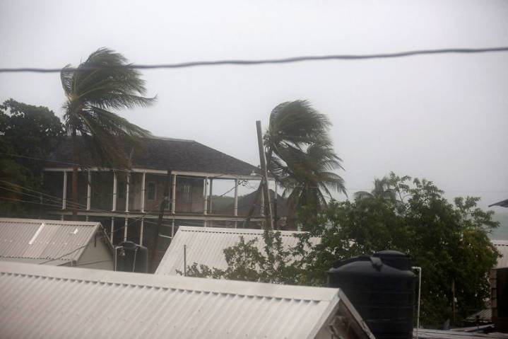 Hurricane Melissa begins lashing Jamaica as ‘catastrophic’ Category 5 storm