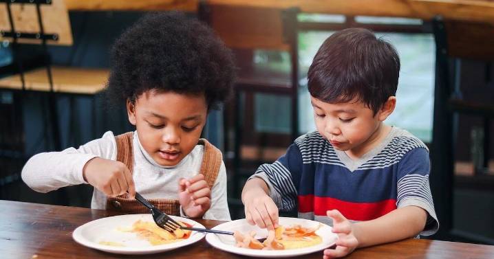 AI Counts Kids' Bites In Fight Against Obesity