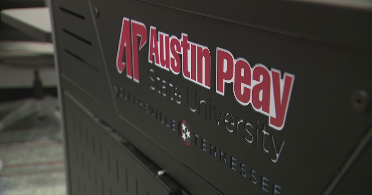 Natural gas leak odor reported at Austin Peay science building