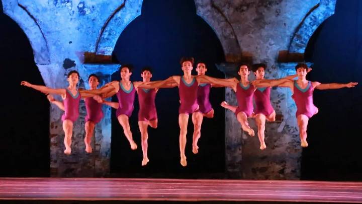 Con más de 500 bailarines inauguran en Córdoba el YGP México