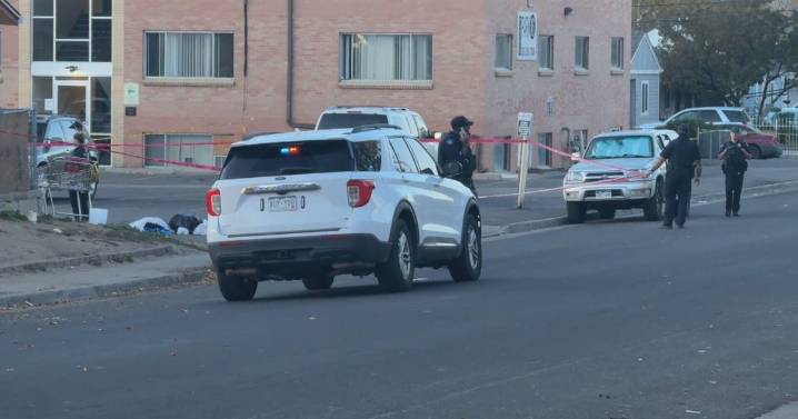 Man seriously wounded in north Aurora shooting, police searching for suspect