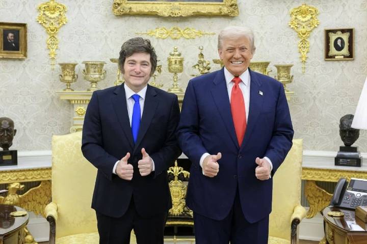 Los riesgos financieros y geopolíticos del acuerdo entre Estados Unidos y Argentina, según Financial Times