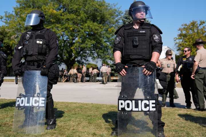 ICE agents in Chicago rammed, boxed in by vehicles, DHS says