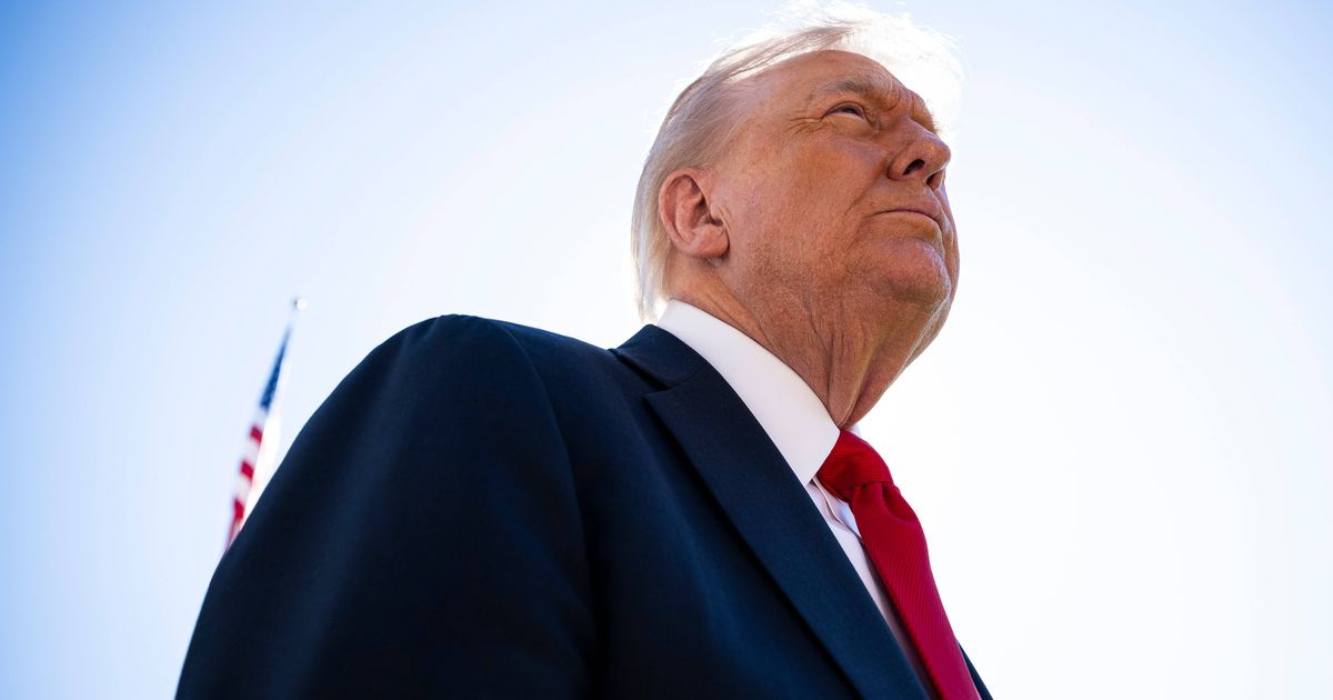 AI shows Donald Trump totally bald after president slams 'worst ever' photo of him