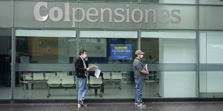 Colpensiones quiere quedarse con $9 billones que son de trabajadores que ahorran en fondos privados: “Expropiación directa”