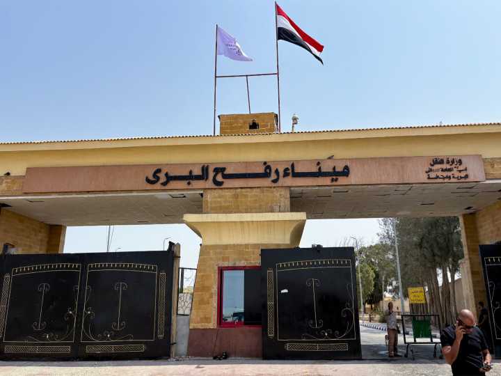 Israel closes Rafah crossing, 38 die in Gaza ceasefire breaches