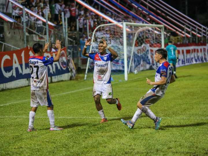 Alianza cae ante Metapán y se despide de su racha invicta