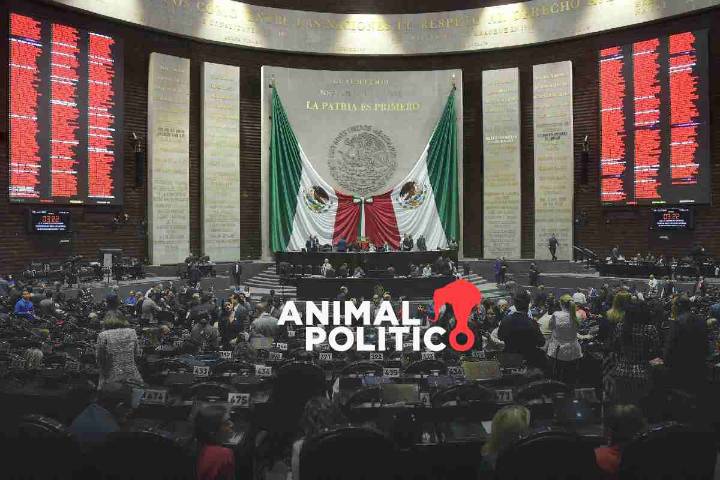 Diputados revisarán reforma a Ley de Amparo; no puede ser retroactiva, señala Monreal
