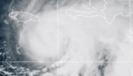 Huracán Melissa se fortalece en el Caribe y amenaza en evolucionar a categoría 4