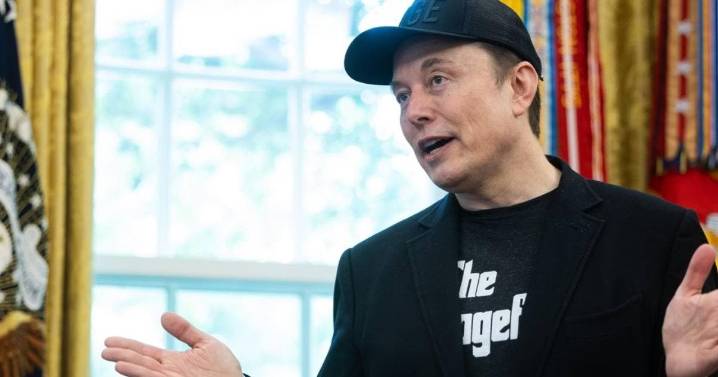Elon Musk asegura que el robot Optimus podría eliminar la pobreza mundial