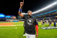 Blue Jays beat Yankees 5-2 in Game 4 to reach first ALCS since 2016