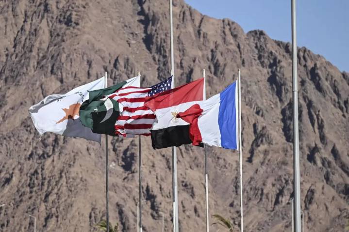 Trump y homólogos de Egipto, Catar y Turquía firman fin de la guerra en la Franja de Gaza