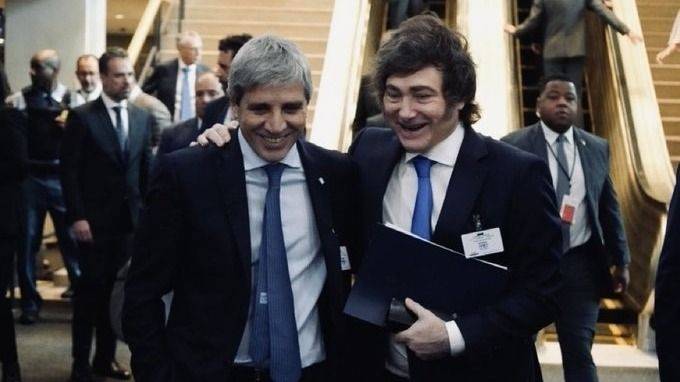 Javier Milei celebró el salvataje de EEUU y elogió la gestión de Luis Caputo