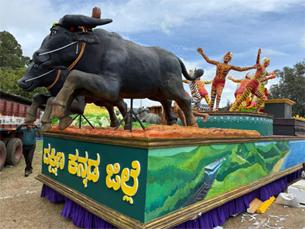 Dakshina Kannada tableau wins second prize at Mysuru Dasara procession