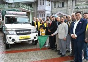 Himachal : CM flags off relief material for disaster