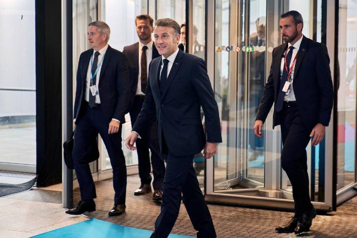 “Drones que violen espacio aéreo europeo serán derribados”: Macron