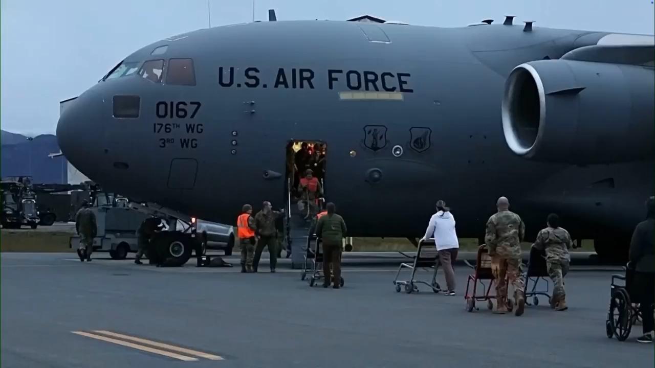 Alaska airlifting hundreds from storm-devastated coastal villages