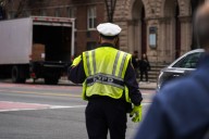 Camión atropella a nueve personas tras chocar una camioneta en Nueva York
