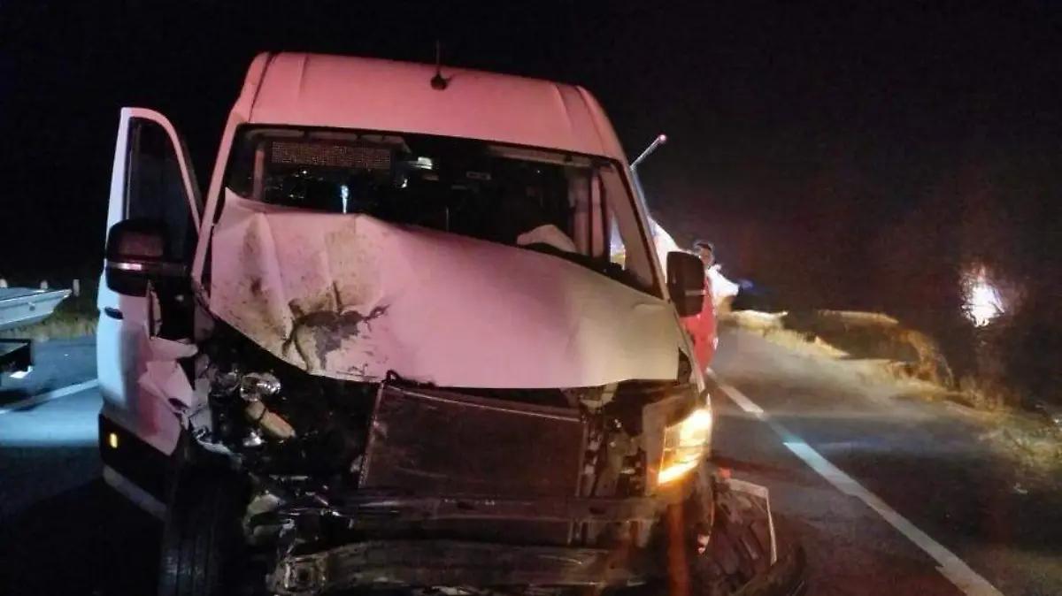 Choque en la Cuacnopalan-Oaxaca deja 15 heridos