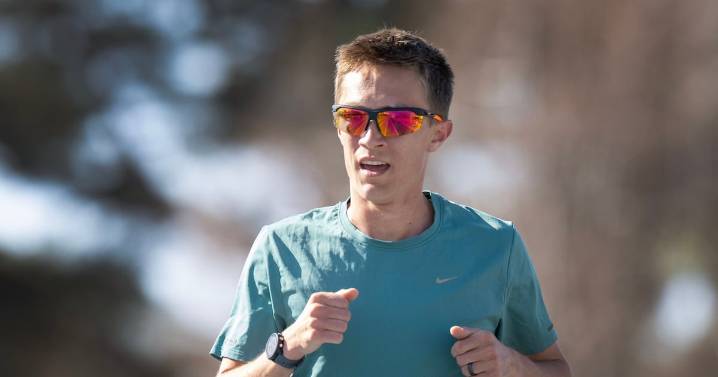 Former BYU star Conner Mantz crushes U.S. marathon record