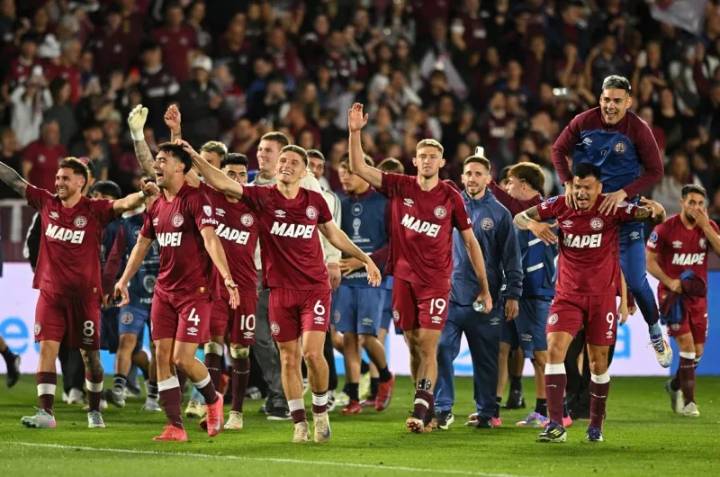 ¡Bravo Lanús! es finalista, jugará con Mineiro y hubo tumultos ante la "U"