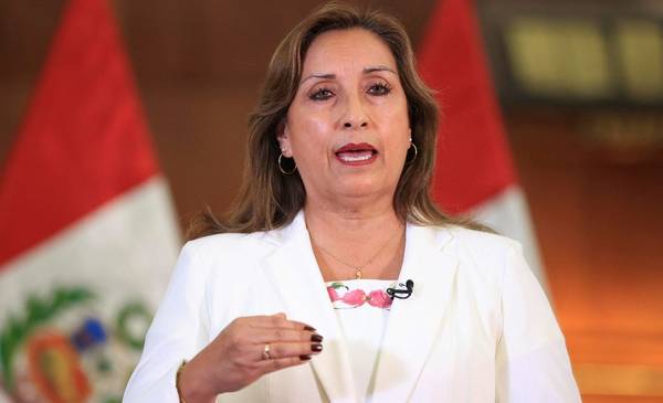 Perú: destituyeron a Dina Boularte y asume el derechista José Jerí