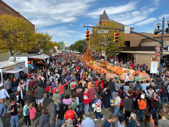 Circleville Pumpkin Show 2025: Full Schedule, Highlights, and Entertainment Guide 🎃