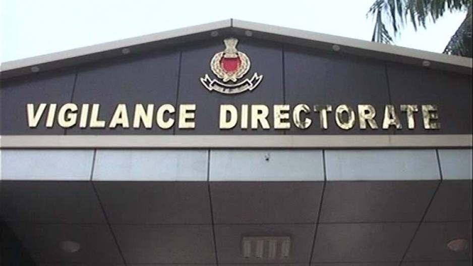 Vigilance nabs clerk while accepting Rs 47K bribe